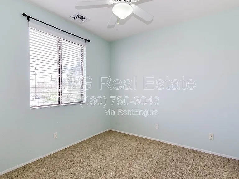 1886 E Don Carlos Ave #126 — Photo 13