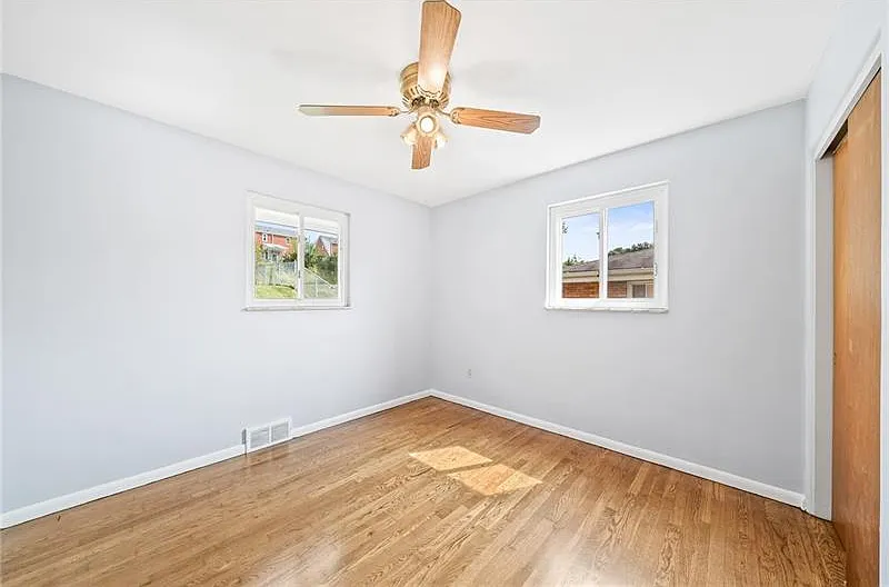 Thumbnail 12