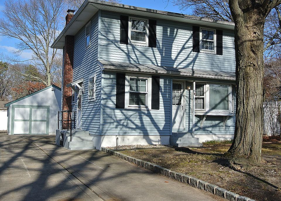 1st image of 21 Oakdale Ave