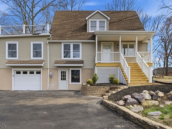 5th image of 4 Hillside Rd