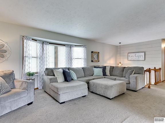 4th image of 10111 Mockingbird Dr
