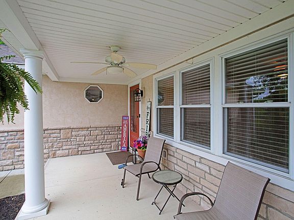 3rd image of 8370 Manitou Dr