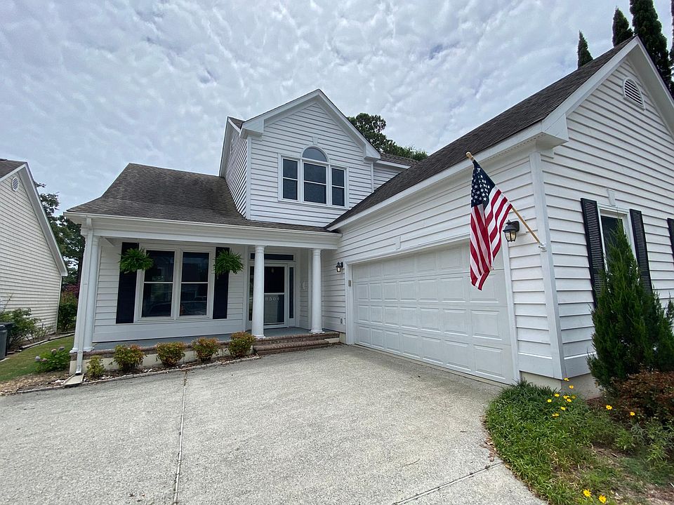 Newly painted shutters and 2 car garage