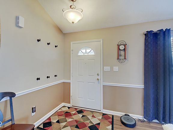 5th image of 2379 Liatris Dr