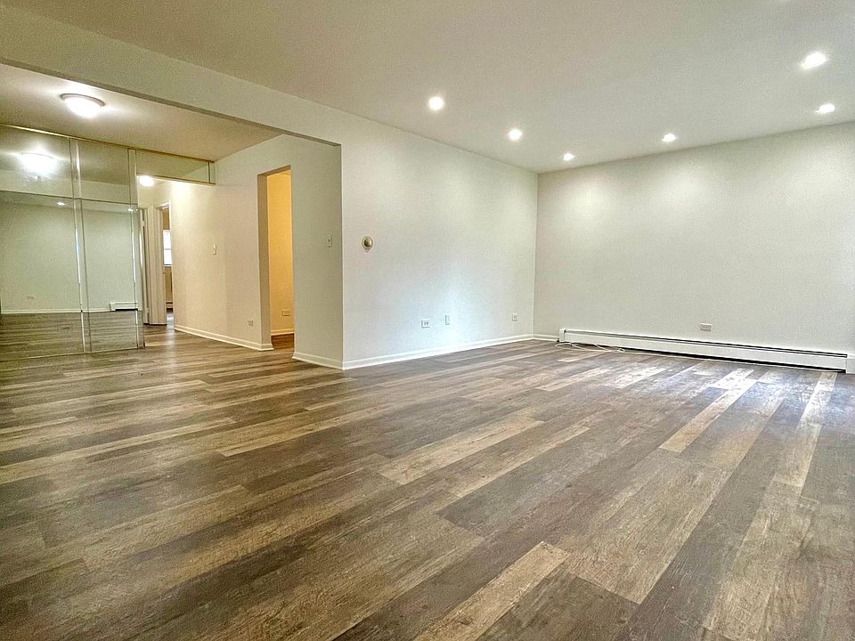 1st image of 1428 W Fargo Ave APT 102