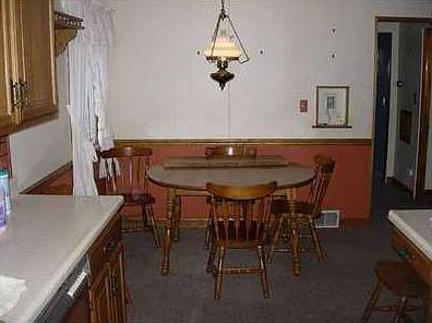 5th image of 379 Mount Vernon Dr