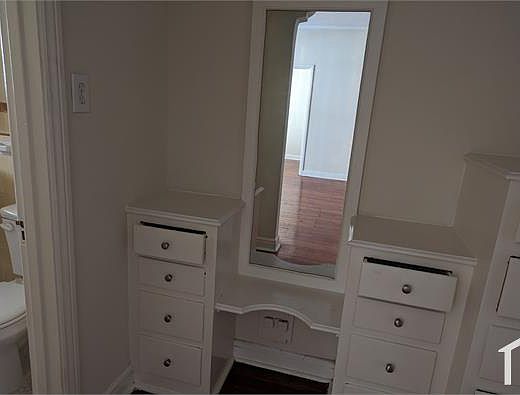 5th image of 621 S Gramercy Pl APT 206
