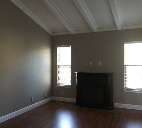 5th image of 3900 H St APT 08