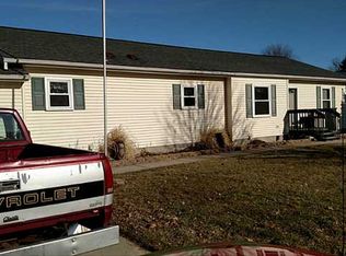 108 Hickory St, Liberty Center, OH 43532