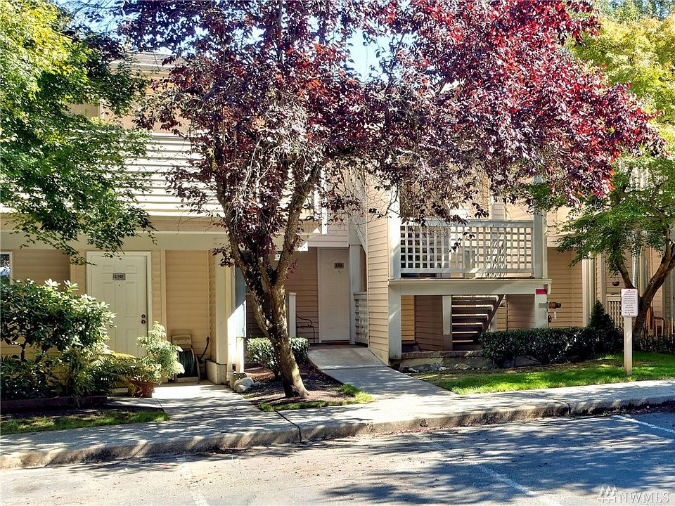 1st image of 15707 Waynita Way NE Unit E104