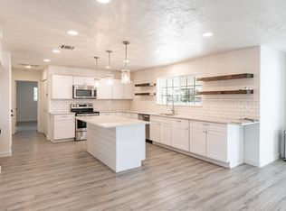 3037 Canyon View Dr, Santa Clara, UT 84765