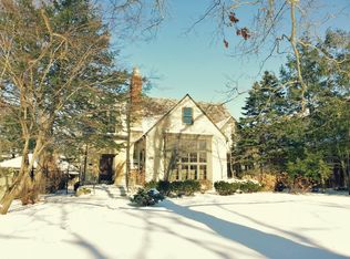 2456 Sherwood Rd, Columbus, OH 43209