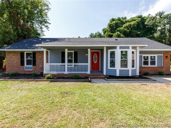 6809 Seaford Dr, Fayetteville, NC 28314