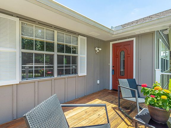 4th image of 6209 Celtic Dr