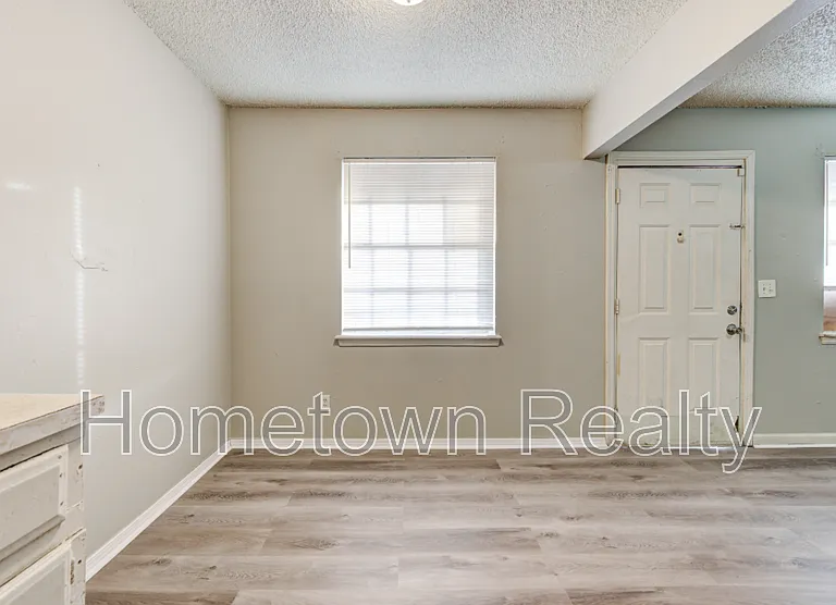 3333 S Walker Ave #3 — Photo 8