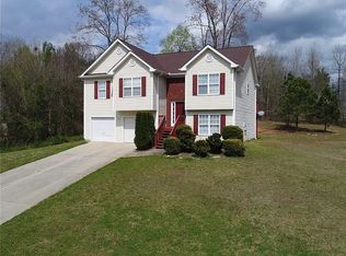4363 Lock Ness Ln, Snellville, GA 30039