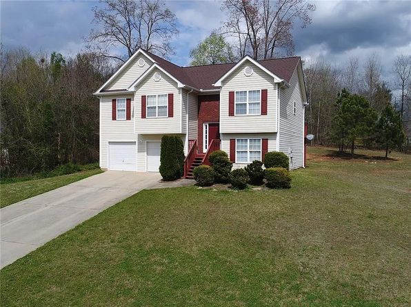 4363 Lock Ness Ln