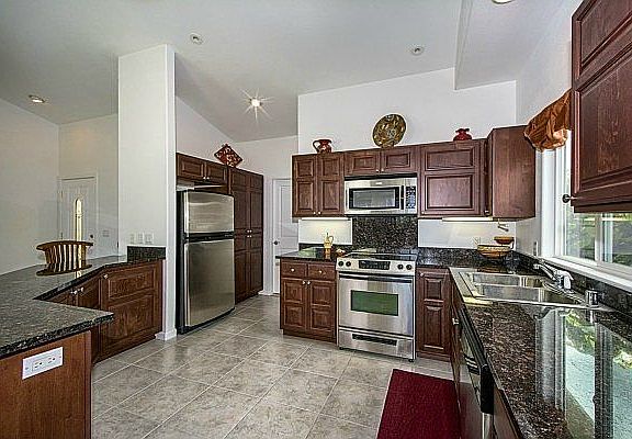 4th image of 83-1075 Kuuleialoha Cir
