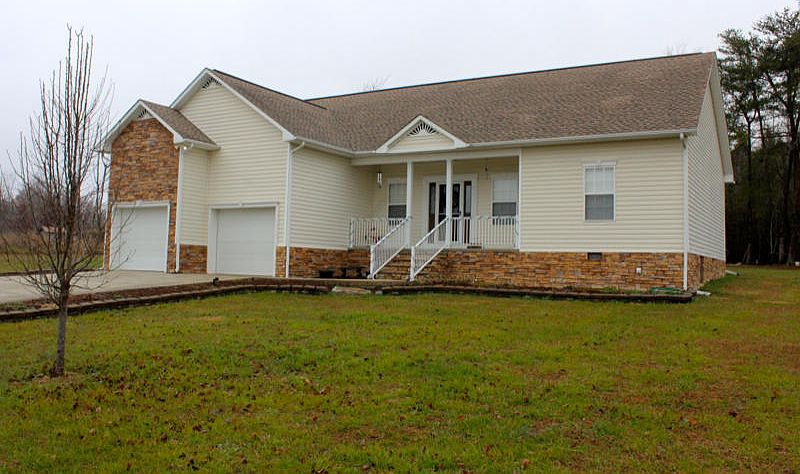 1st image of 127 Willow Lake Dr