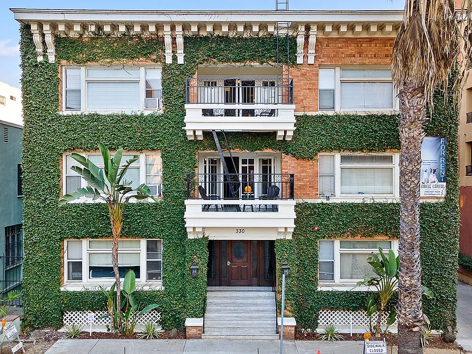 330 Cedar Avenue