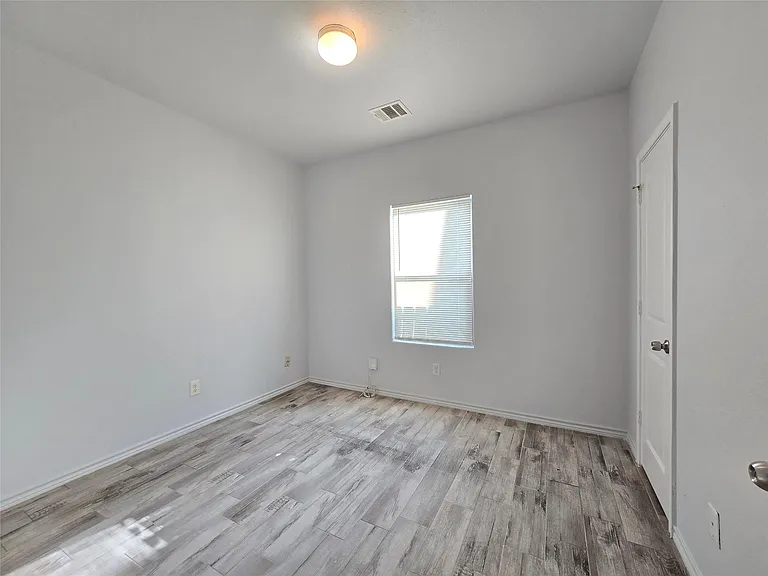 4410 Larkspur St #A — Photo 12
