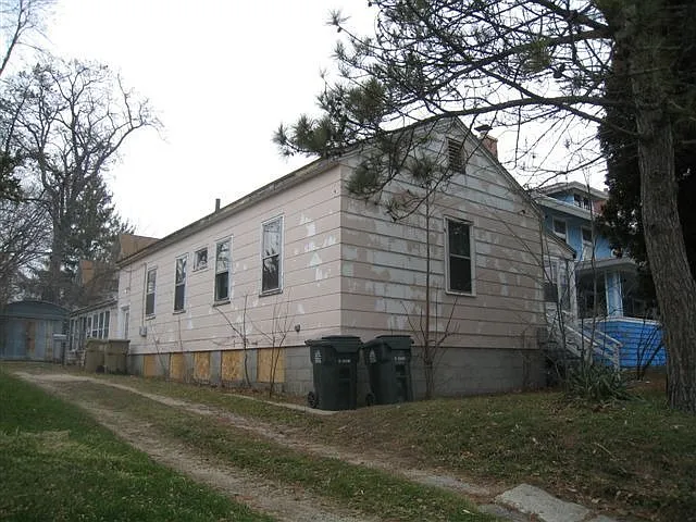 Front & Driveway