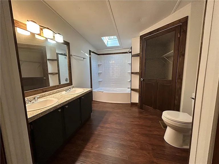 1503 J D Walton Rd — Photo 11