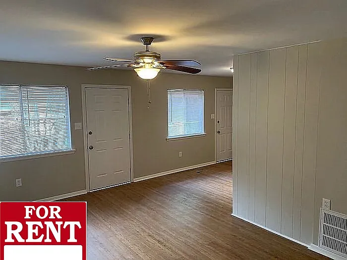 7608 T St #5 — Photo 11