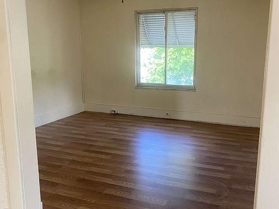 2nd image of 2100 W 93rd St #2