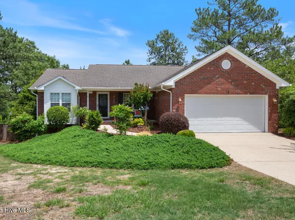 2 Beryl Circle, Pinehurst, NC 28374