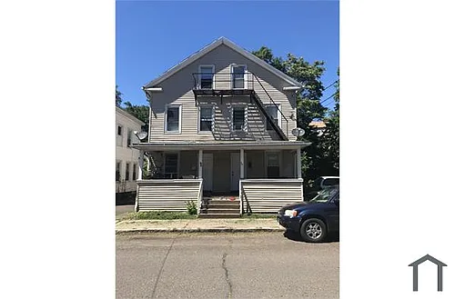 84 Park St Photo 1