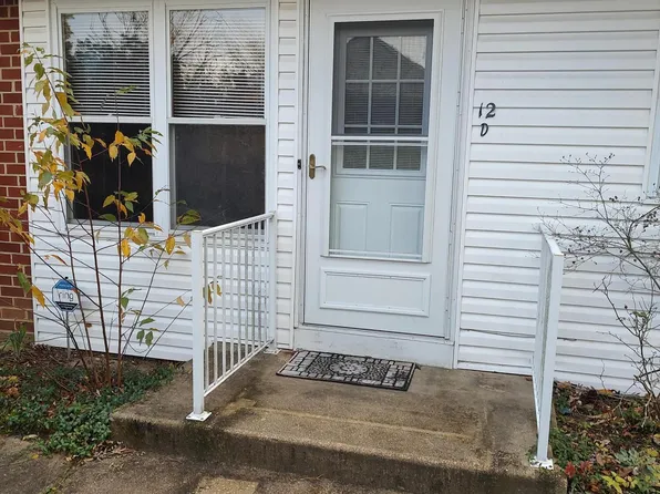 12D Snowberry Lane, Whiting, NJ 08759