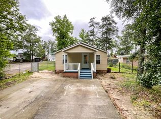 719 Pickett St, Rockingham, NC 28379