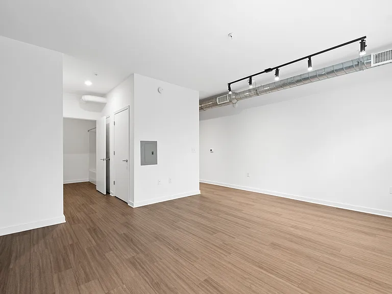 Art Lofts @ Overton — Photo 35
