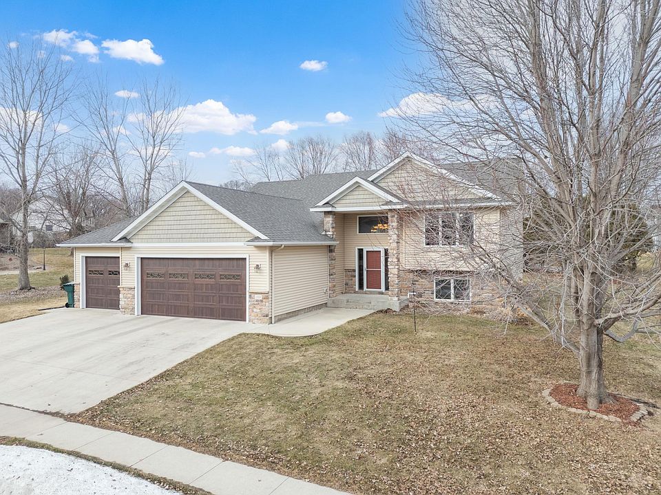 1st image of 2359 Scenic Point Dr SW
