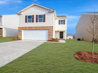 1446 Mammoth Rd, Hickory, NC 28602