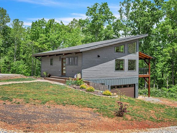 3rd image of 2032 Turkey Mountain Rd