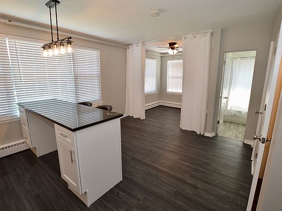 4th image of 800 Ogden Ave #8