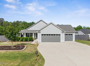 92 Apple Grove Ln, Four Oaks, NC 27524