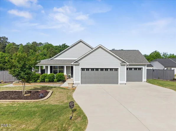 92 Apple Grove Ln, Four Oaks, NC 27524