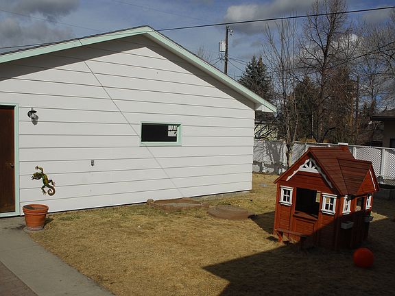 2 car garage