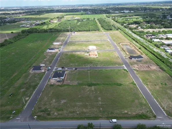 901 41st St, San Juan, TX 78589