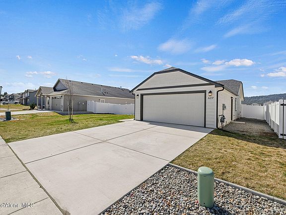 3rd image of 16237 N Hadley Loop