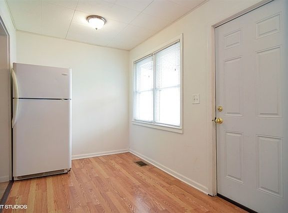 4th image of 3108 N Kimball Ave