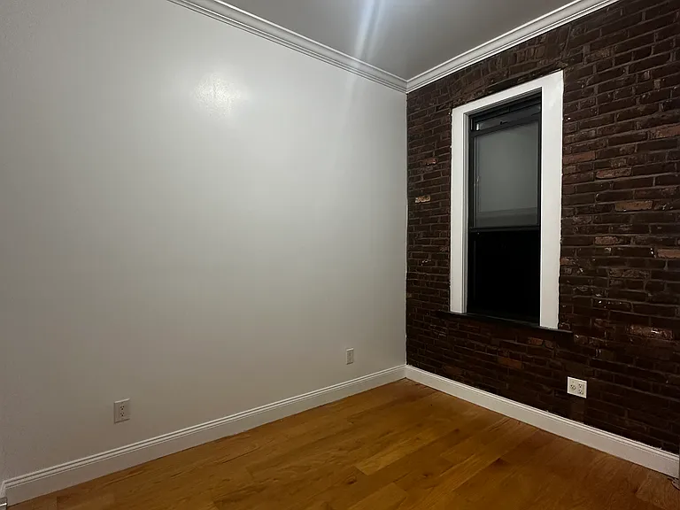 541 W 144th St #20 — Photo 4