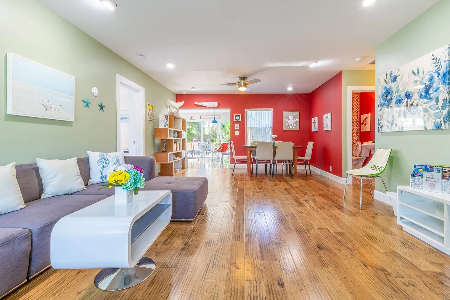 2 bed, 2.5 bath, 1259 sqft, $7,310 — Photo 3