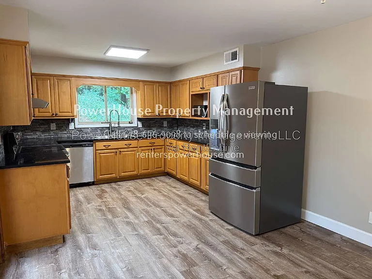 145 Starboard Point — Photo 12