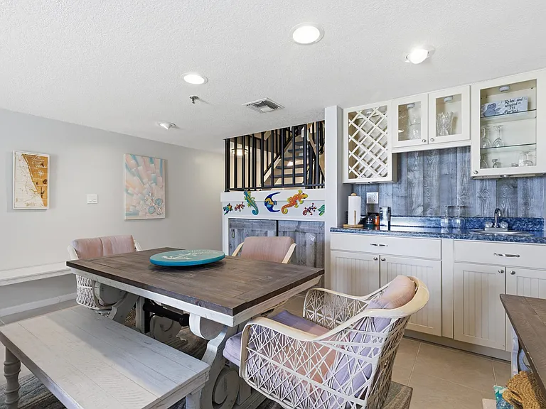 355 S Ocean Dr #106 — Photo 18