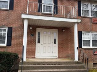 49 Grandview Dr APT A, Farmington, CT 06032