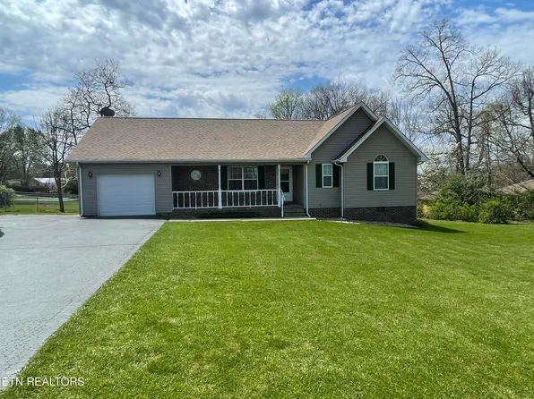 561 Sparta Dr, Crossville, TN 38555